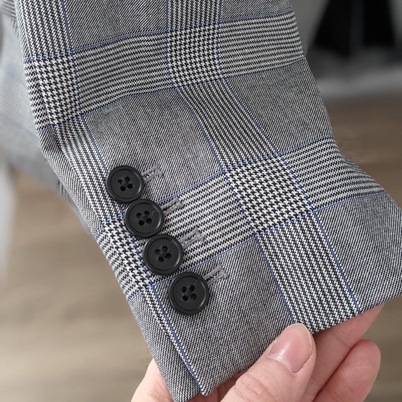 Hatch x J Crew Women’s Blazer (Maternity) - Picture 3 of 7